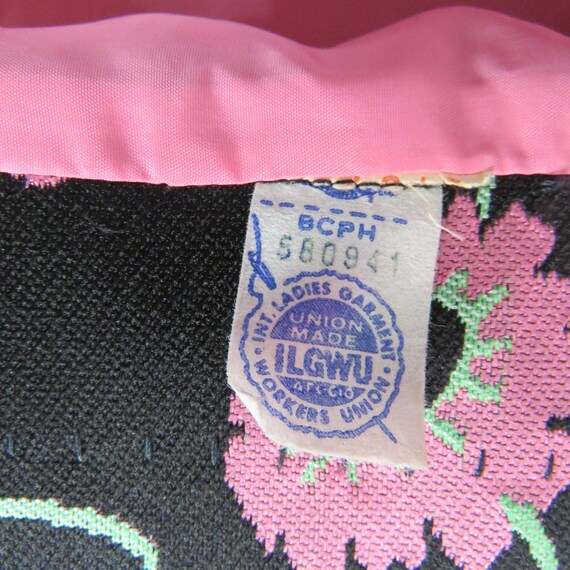 Union Made 1960s Vintage Black and Pink Floral Ja… - image 3