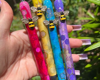 Refillable Bee ink pen