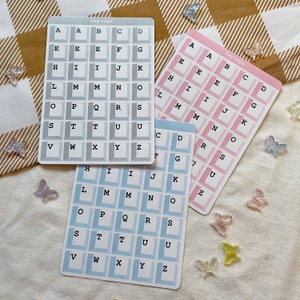 Toetsenkappen alfabet stickervel / stickers / planner sticker / journaling deco / polco deco / alfabet sticker / hart sticker