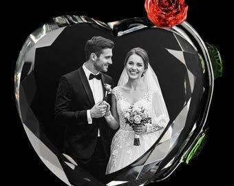 Recuerdo fotográfico personalizado en forma de corazón de cristal 3D – Regalo conmemorativo personalizado grabado con láser (Base LED opcional)