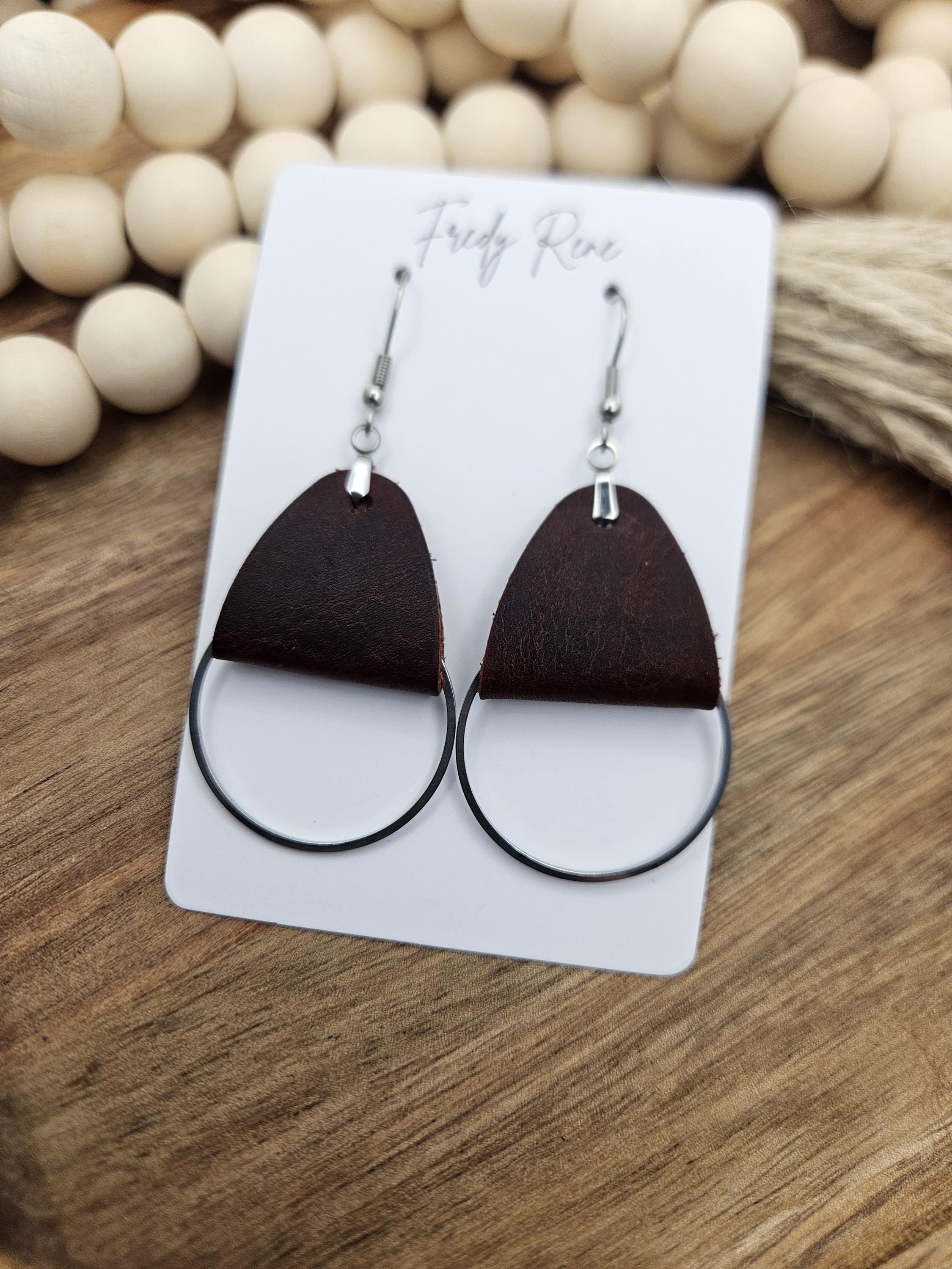 Handmade Dark Maroon Leather Earrings with Metal Circle Detail for Everyday and Special Occasions - Thumbnail 5
