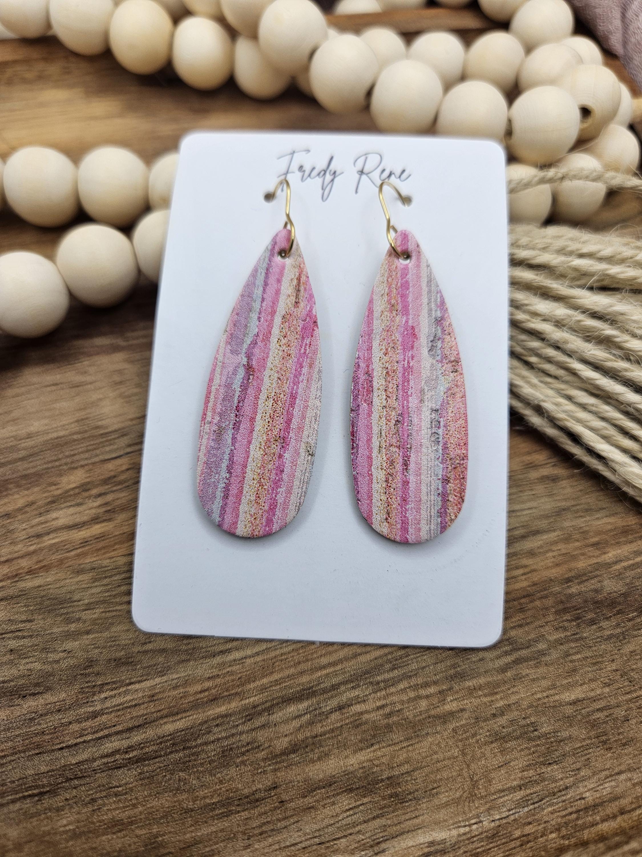 Handmade Narrow Striped Cork Teardrop Earrings with Genuine Leather Backing - Thumbnail 3