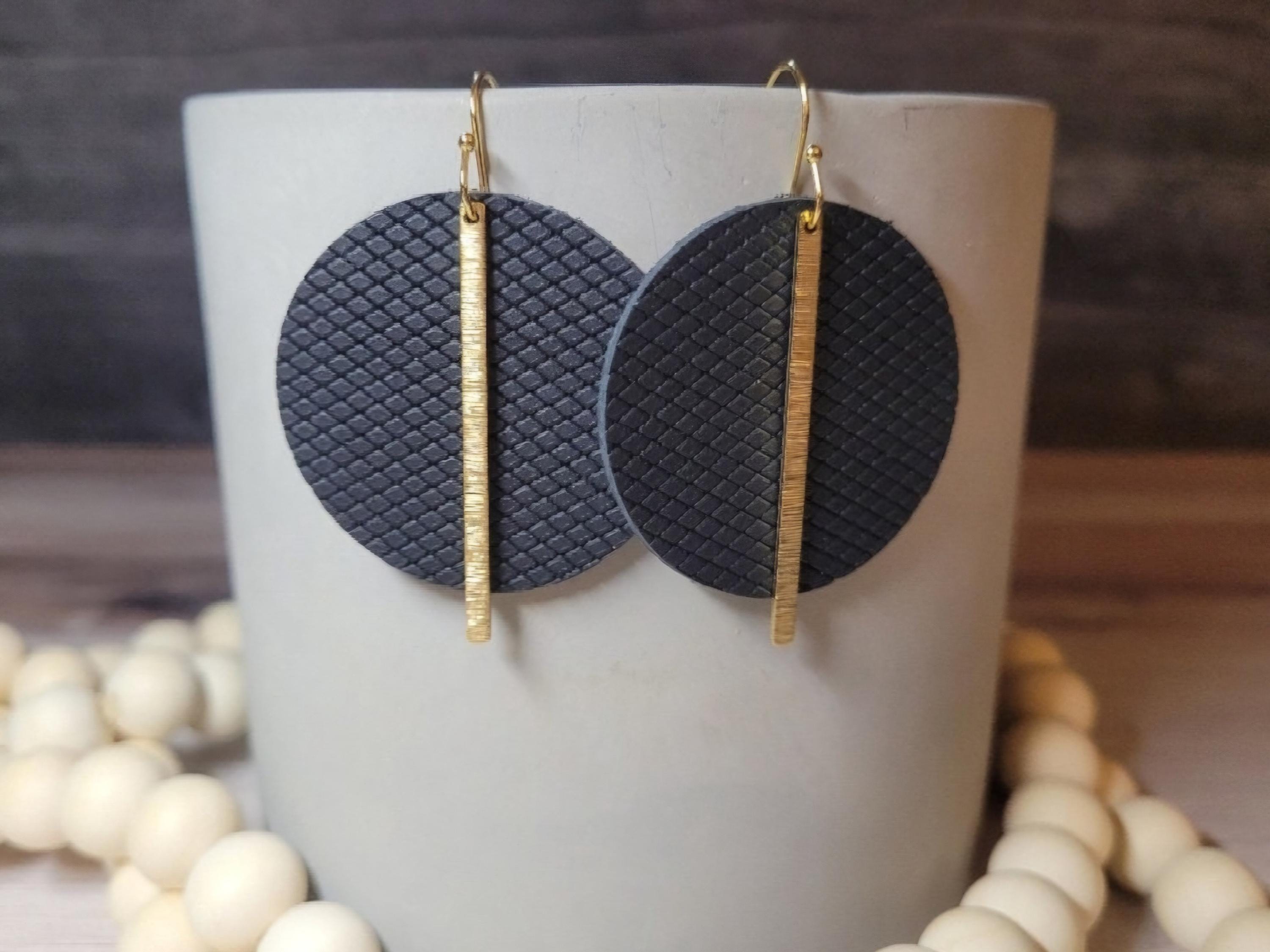 Handmade Black Patterned Genuine Leather Earrings with Gold Colored Brass Bars - Thumbnail 2