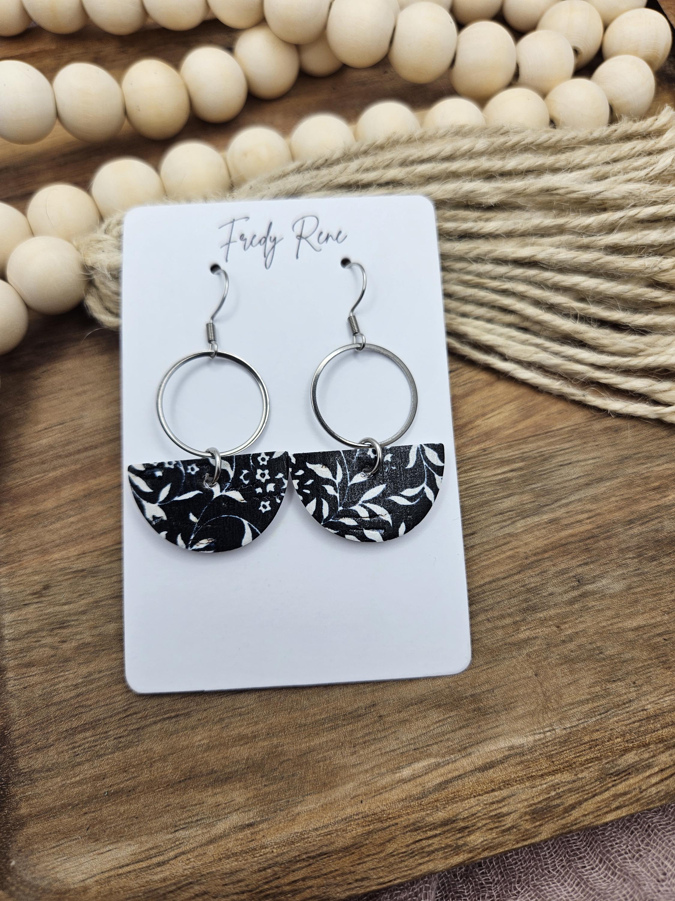 Black & White Floral Cork Earrings with Genuine Leather Backing - Thumbnail 4