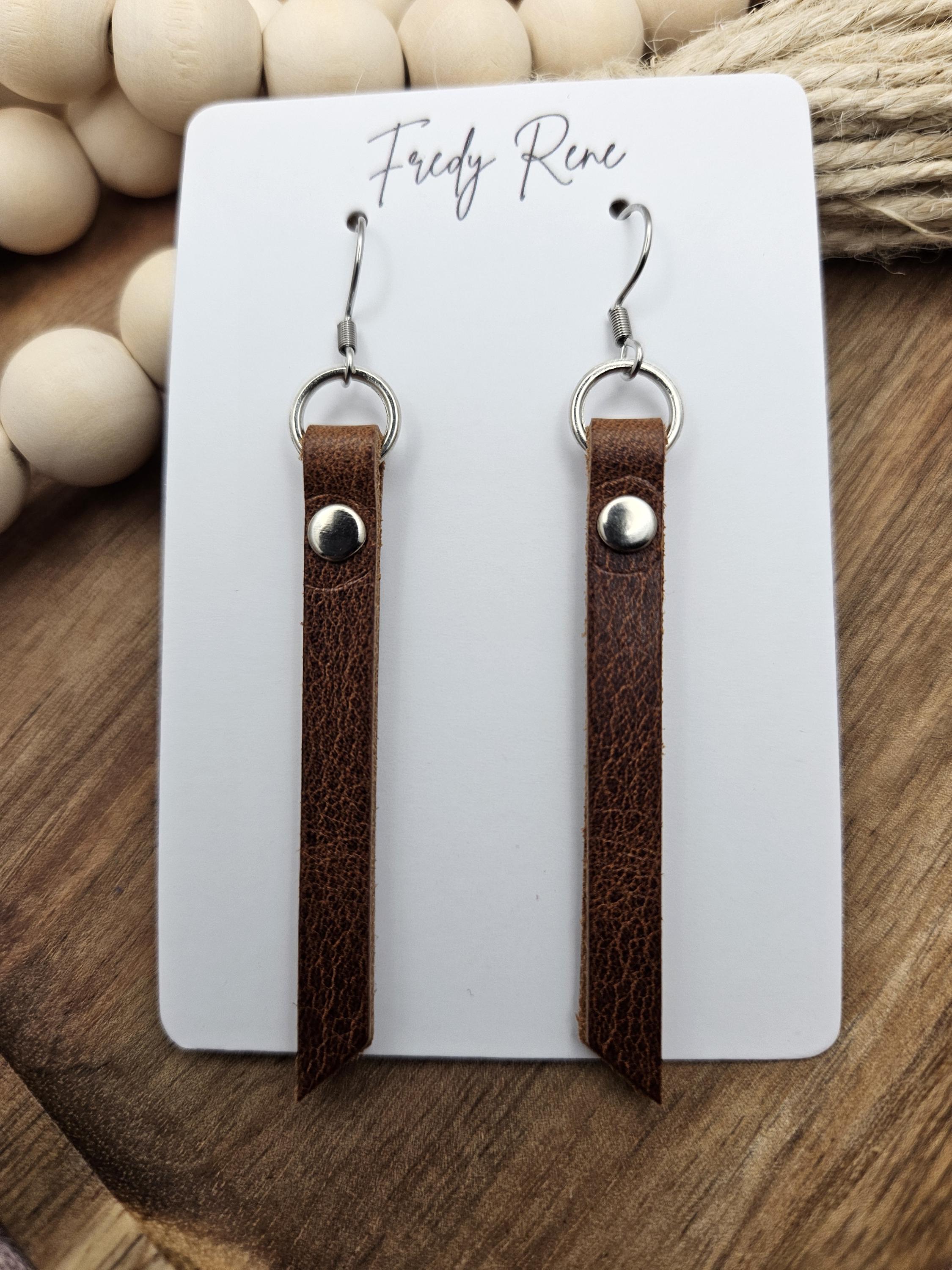 Thin Leather Bar Earrings - Thumbnail 2