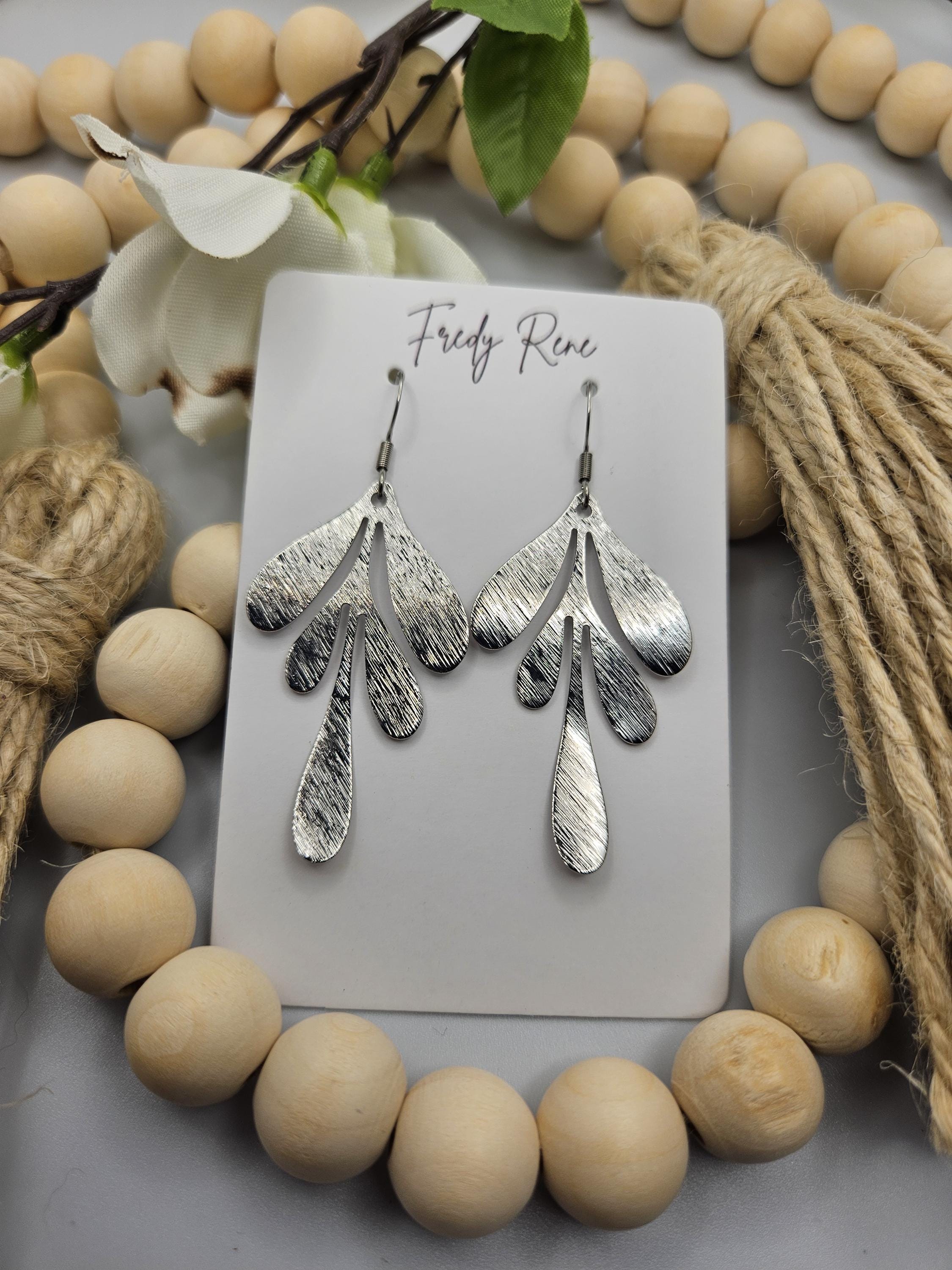 Silver Colored Brass Leaf Earrings - Thumbnail 6