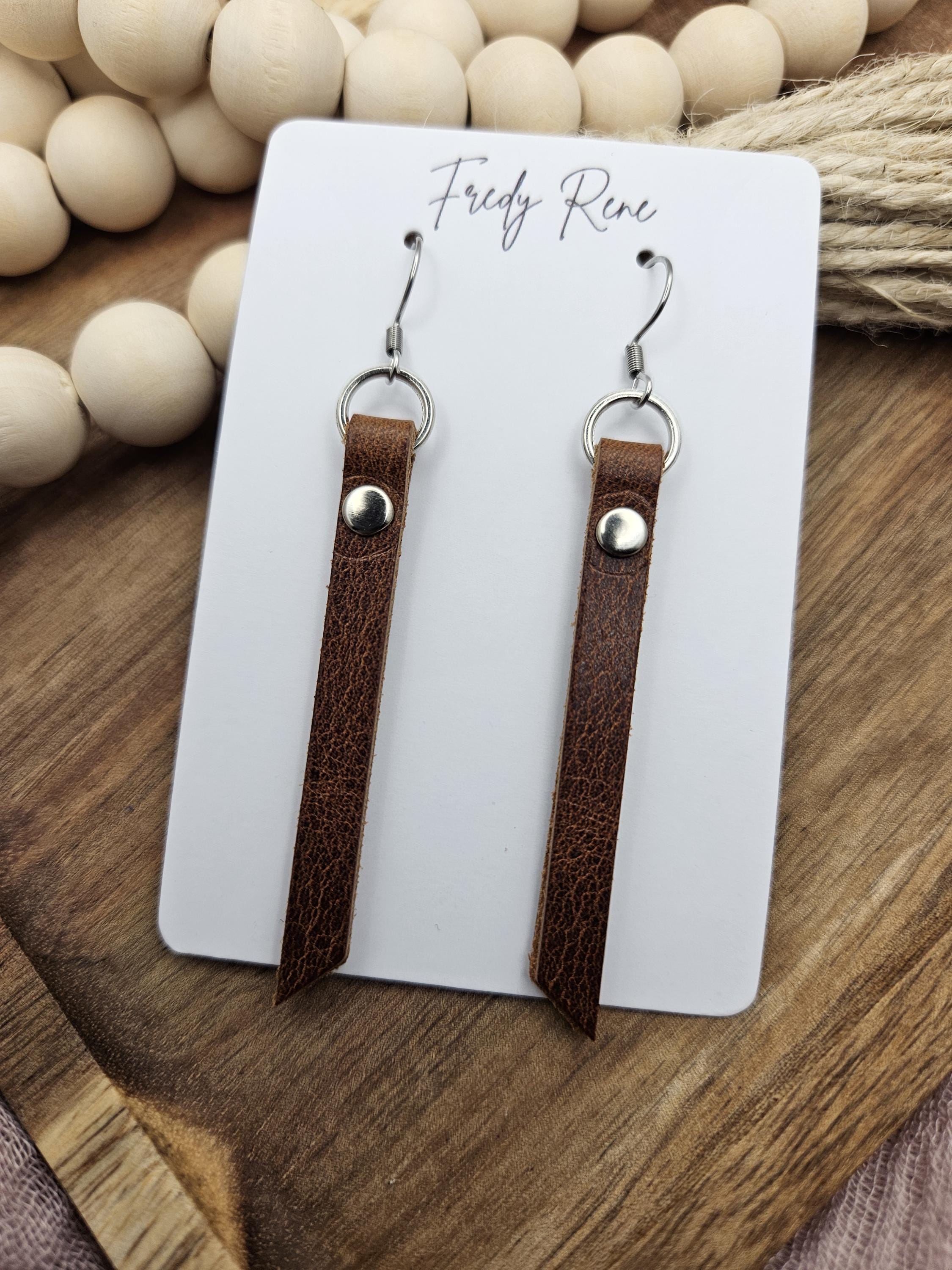 Thin Leather Bar Earrings - Thumbnail 7