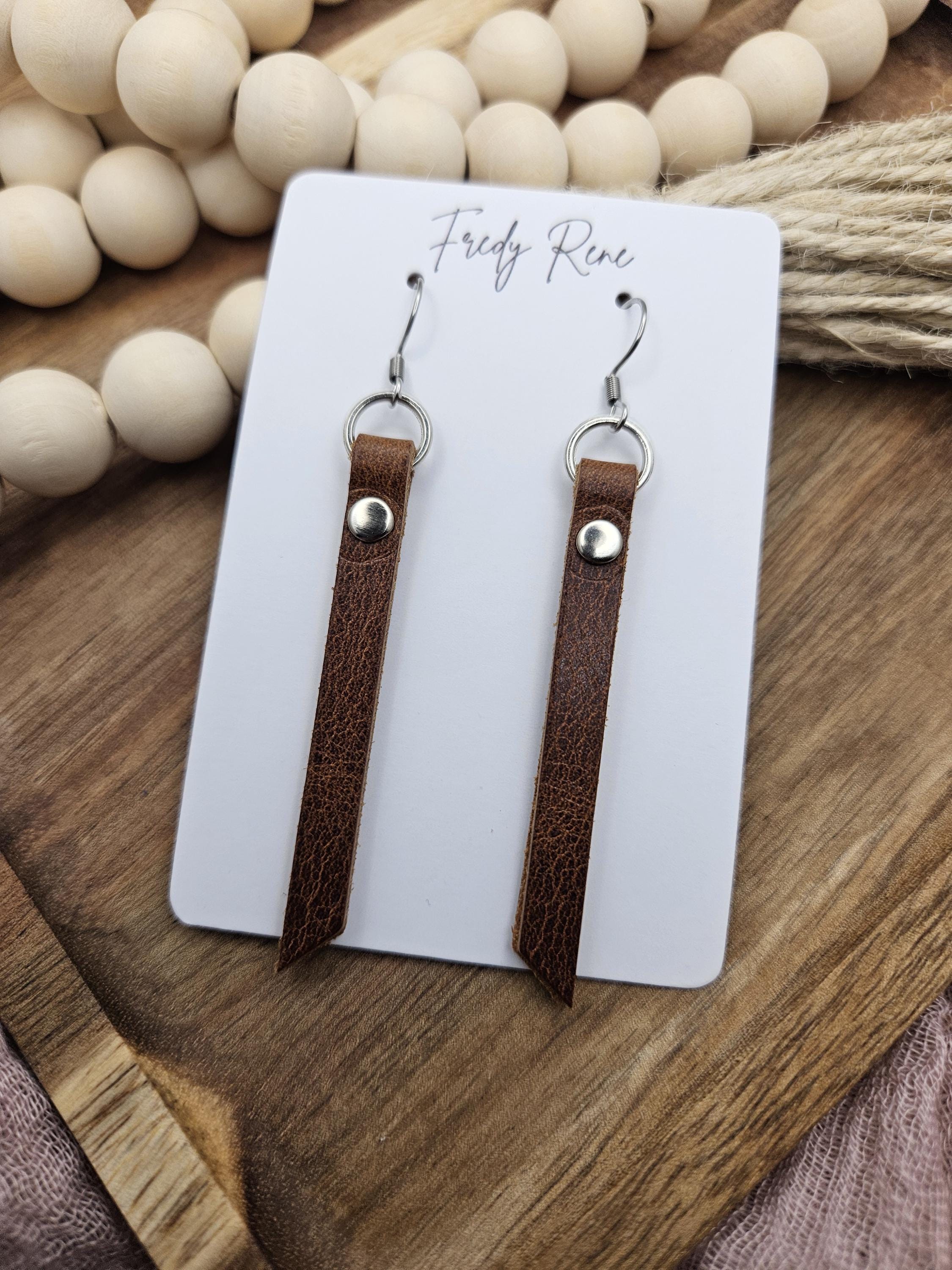 Thin Leather Bar Earrings - Thumbnail 6