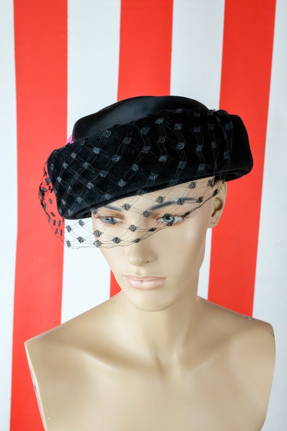 1960s Soft Black Wool Veiled Hat with Hot Pink Fea