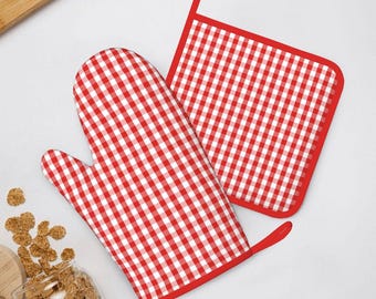 Red Gingham Oven Mitt and Pot Holder Set
