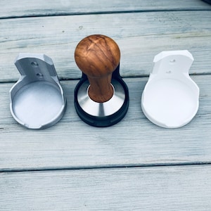 Tamper holder & leveling tool set. 58 mm.