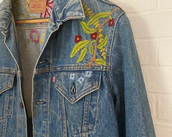 levi denim jacket flowers