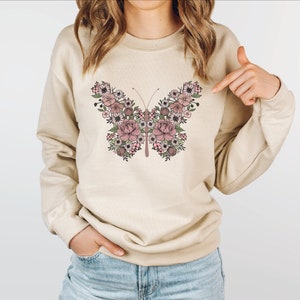 Floral Butterfly Crewneck Sweatshirt, Butterfly Sweatshirt, Botanical Sweater, Gardener Sweatshirts, Plant Mom Sweater, Country Girl, Roses