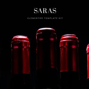 Può includere: Cinque bottiglie di vino rosso con i tappi rimossi, che mostrano i sigilli di cera rossa. Le bottiglie sono disposte in fila, con la parte superiore delle bottiglie a fuoco. Lo sfondo è nero.