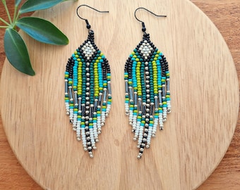 Gorgeous green fringe seedbead earrings/Tassel earrings/Colorful native inspired/Native American inspired/Boho Sun/Tribal fashion