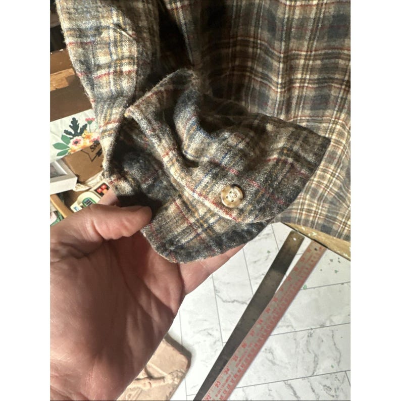 Vintage Pendleton Shirt Mens XL Brown Blue Plaid Wool Flannel Made USA 90s image 8