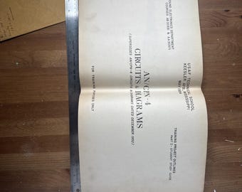 USAF Elektroniker Studienführer Softcover Kessler AFB Circlets, Mai 1954