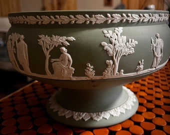 Cuenco de compost de madera en forma de cuña de Jasperware verde salvia