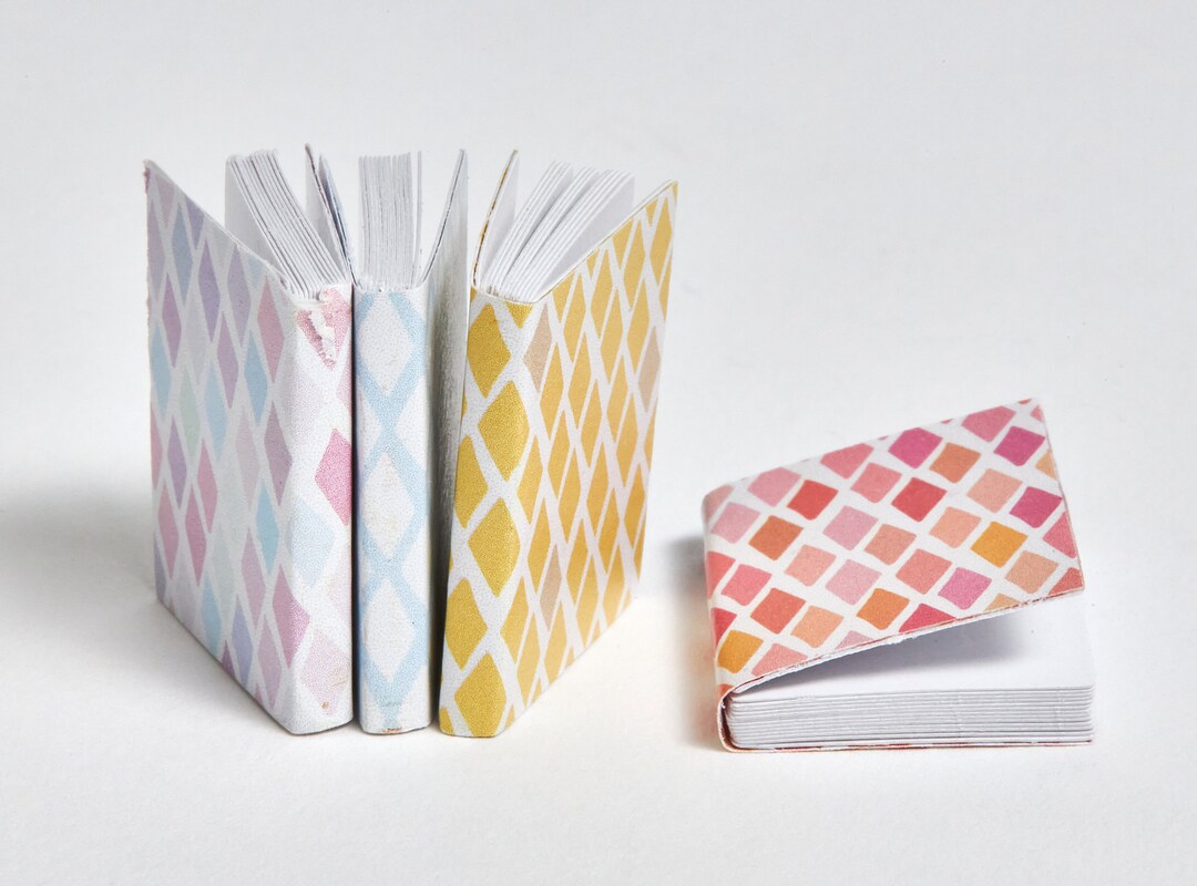 Wichtel-Zauber auf Papier: Kostenlose Ausmalbilder für Groß und Klein!