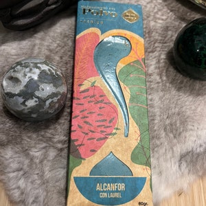 Camphor laurel powder incense
