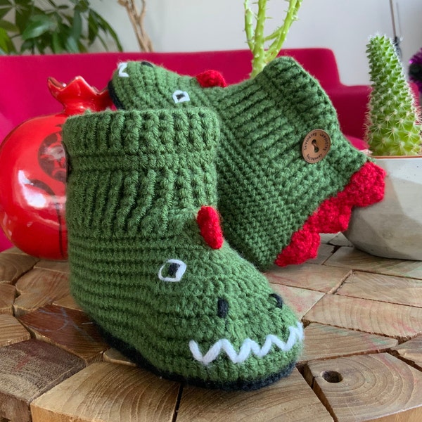 Crochet dinosaur booties, knit dino shoes, dino slippers, crochet home shoes, neutral booties, animal booties, dino boots, unique baby gift