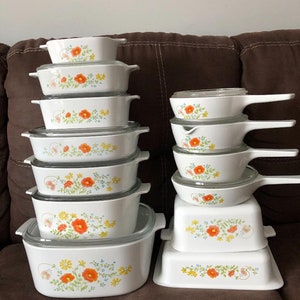 Corning Ware Wild Flower with glass lids available sizes from mini to 5qt