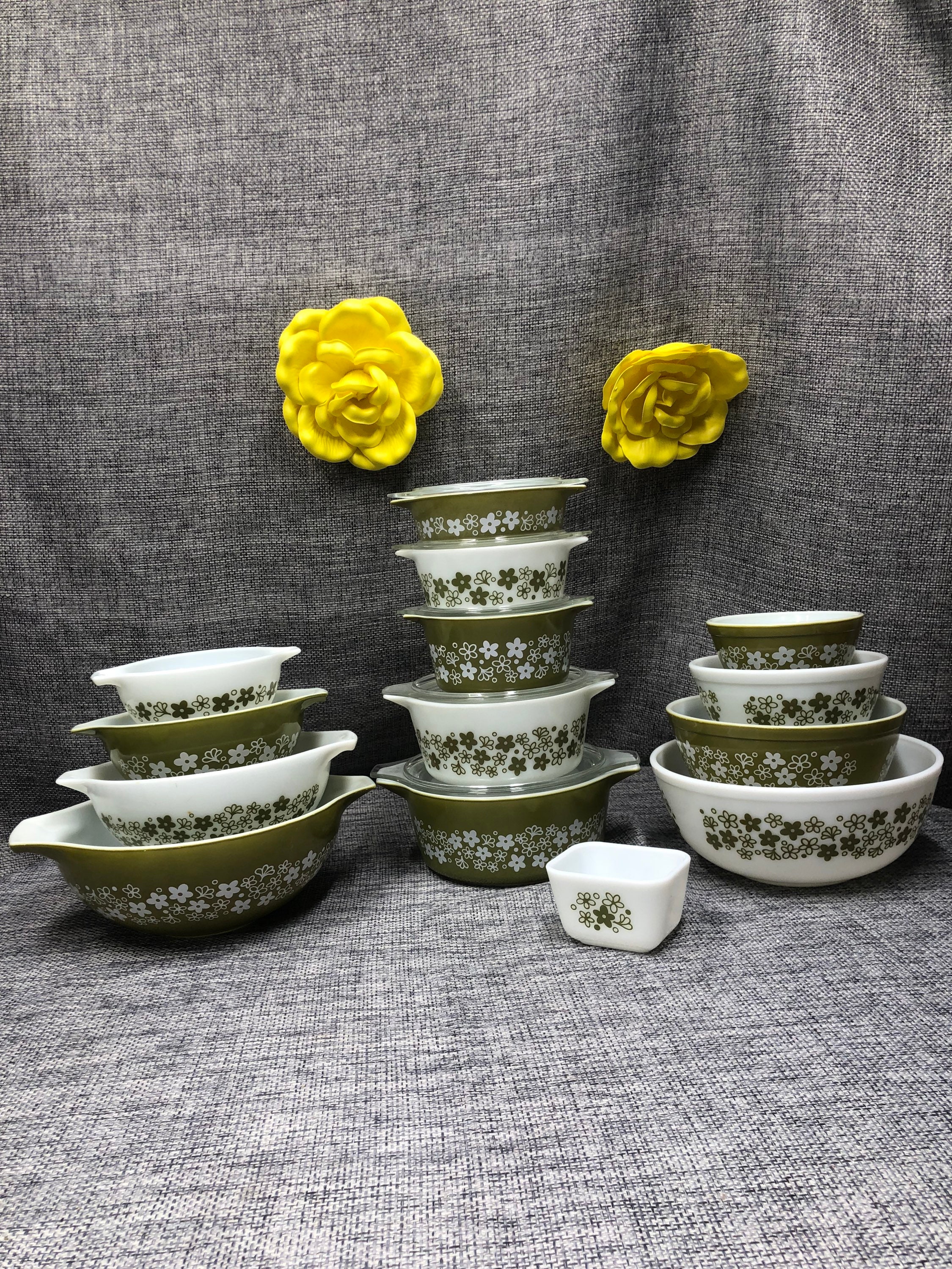 Pyrex Spring Blossom, Crazy Daisy 401, 402, 403, 404 Mixers