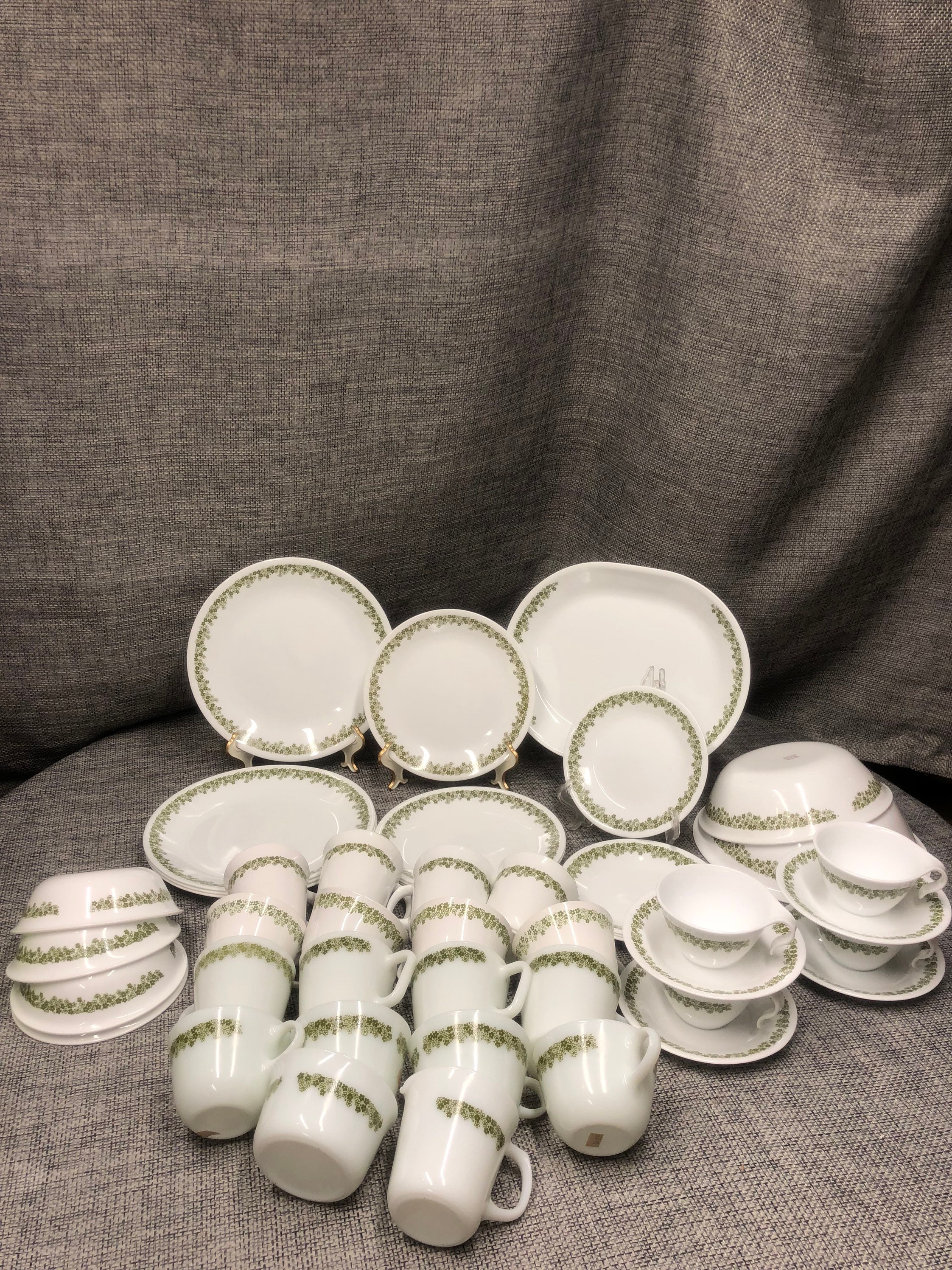 値下げ　コレール　クレイジーデイジー/スプリングブロッサム　食器セット　J コレール クレイジーデイジー/スプリングブロッサム 食器セット J