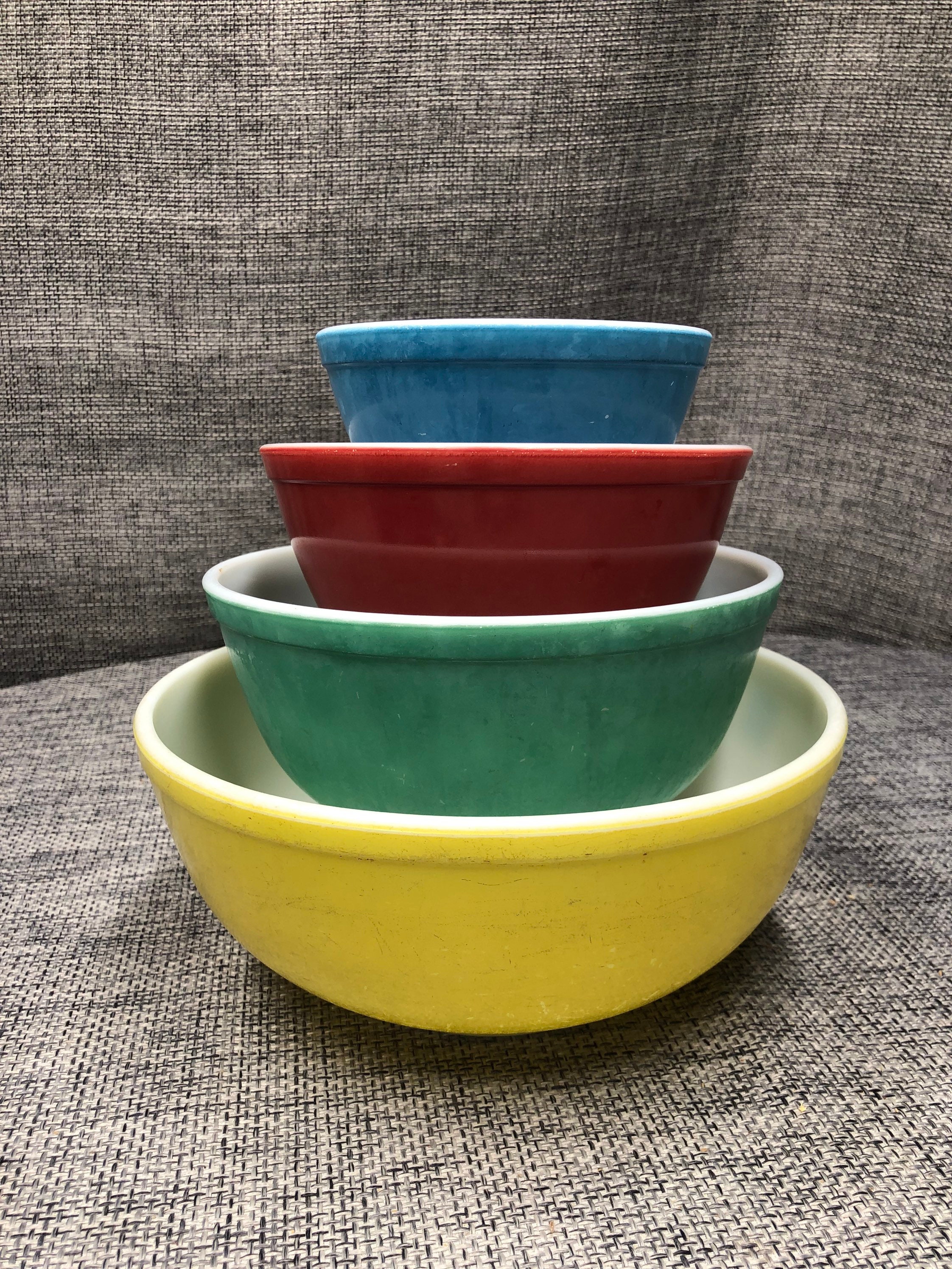 Faded Red Pyrex Primary Color Mixing Bowl, Pyrex Nesting Bowl, Red Pyrex  Bowl 401, Poor Condition 