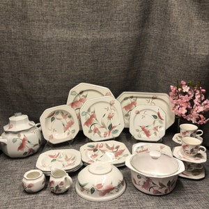 Mikasa Silk Flower Dinner, Luncheon plates, soup bowls, mugs, saucers, platter, casserole dish, soup Tureen lid, etc. image 1