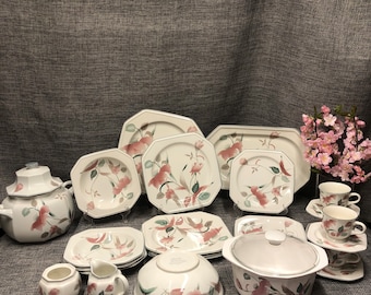 Mikasa Silk Flower Dinner, Luncheon plates, soup bowls, mugs, saucers, platter, casserole dish, soup Tureen+ lid, etc.