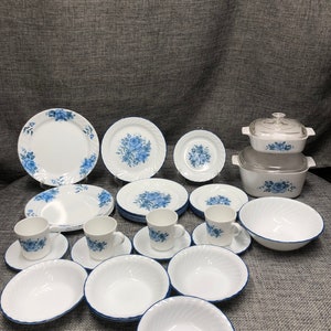 Corelle Corning ware blue Velvet dinner, luncheon, desert plates, cereal, salad bowls, saucers, mugs, casseroles