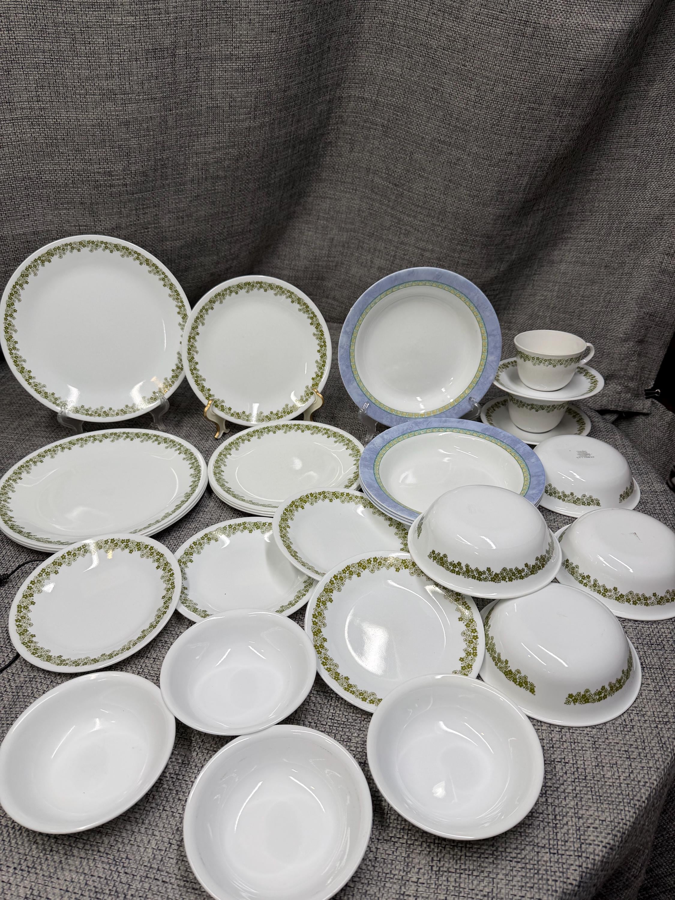 Corelle Crazy Daisy Spring Blossom Dinnerware Set - Etsy