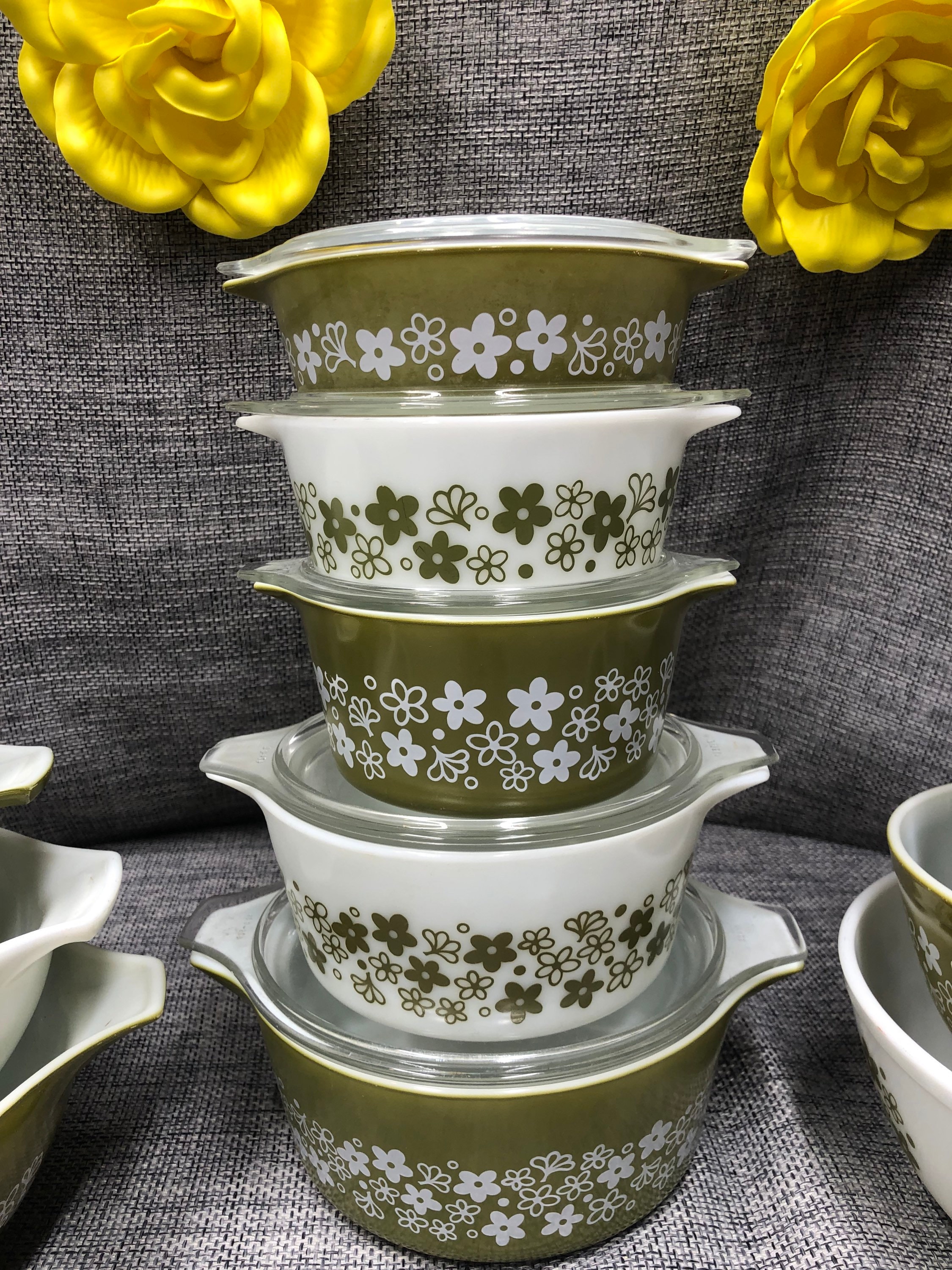DAISY 4点セット Vintage Corning Pyrex Cinderella Mixing Bowls Set 4: Crazy