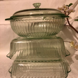 Pyrex green bakeware various sizes 4pcs set