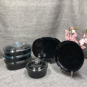 Corning ware Black Oval, Round F-2-B, F-3-B, F-4-B, F-5-B, F-6-B F-6-B divided with original glass lids