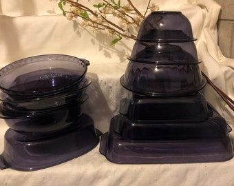 Pyrex purple bakeware various sizes