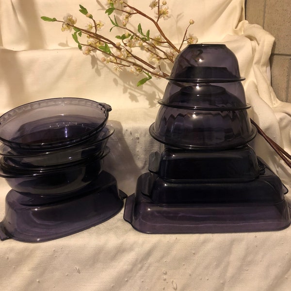 Pyrex purple bakeware various sizes