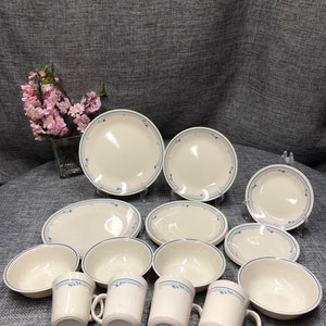 Corelle Country Violets Dinner, Luncheon, Desert plates, mugs, cereal bowls