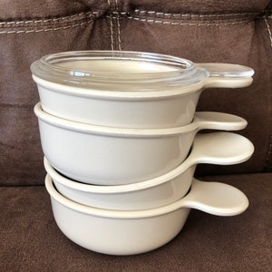 Corning ware White Grab it bowls p-150-b Original Version made in USA 4 garb it bowls