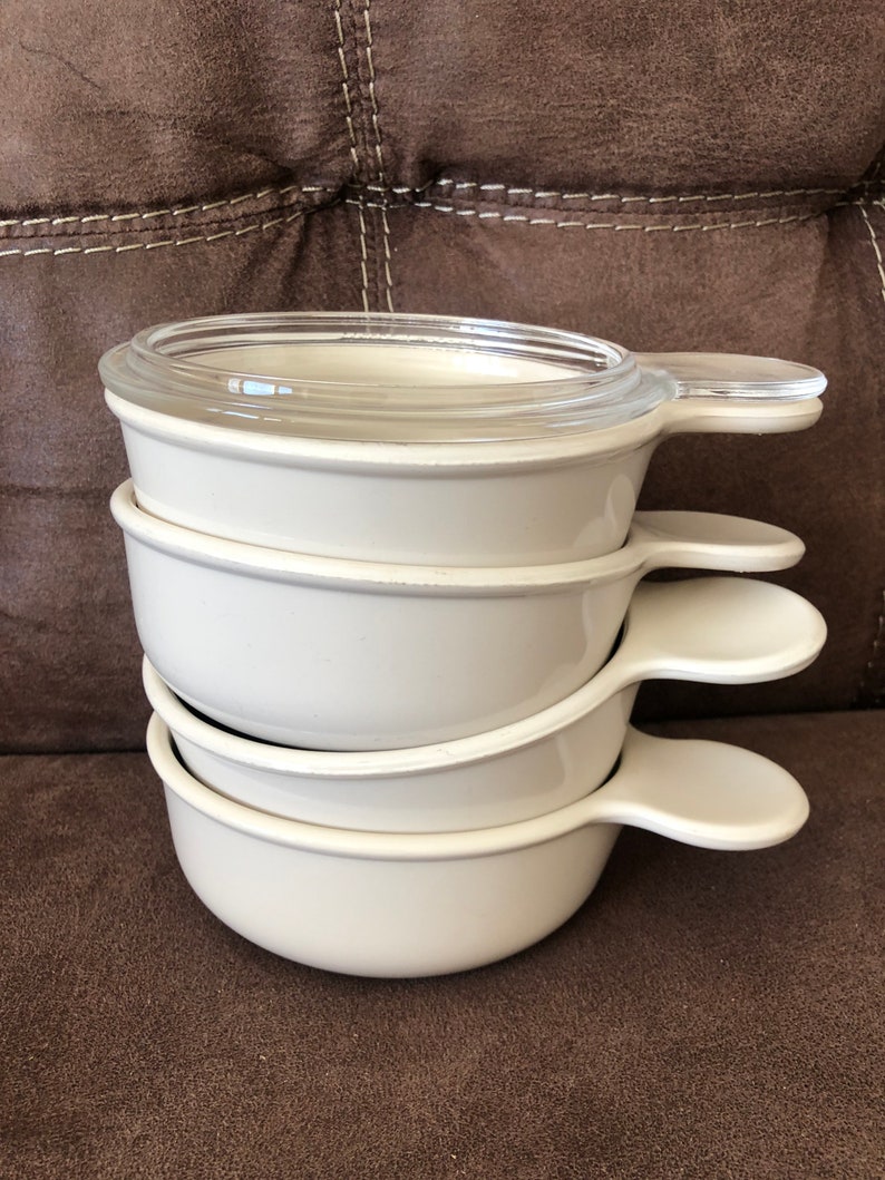 Corning ware White Grab it bowls p-150-b Original Version made in USA 4 garb it bowls