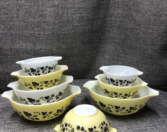 Vintage Pyrexグーズベリー シンデレラミキシングボウルセット 美品 イエロー、ブラック、ホワイトのパイレックス グーズベリー シンデレラ