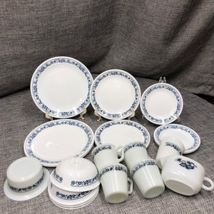 Corelle Blue Onion dinner, luncheon, desert plates, saucer, mugs, sugar, creamer, etc