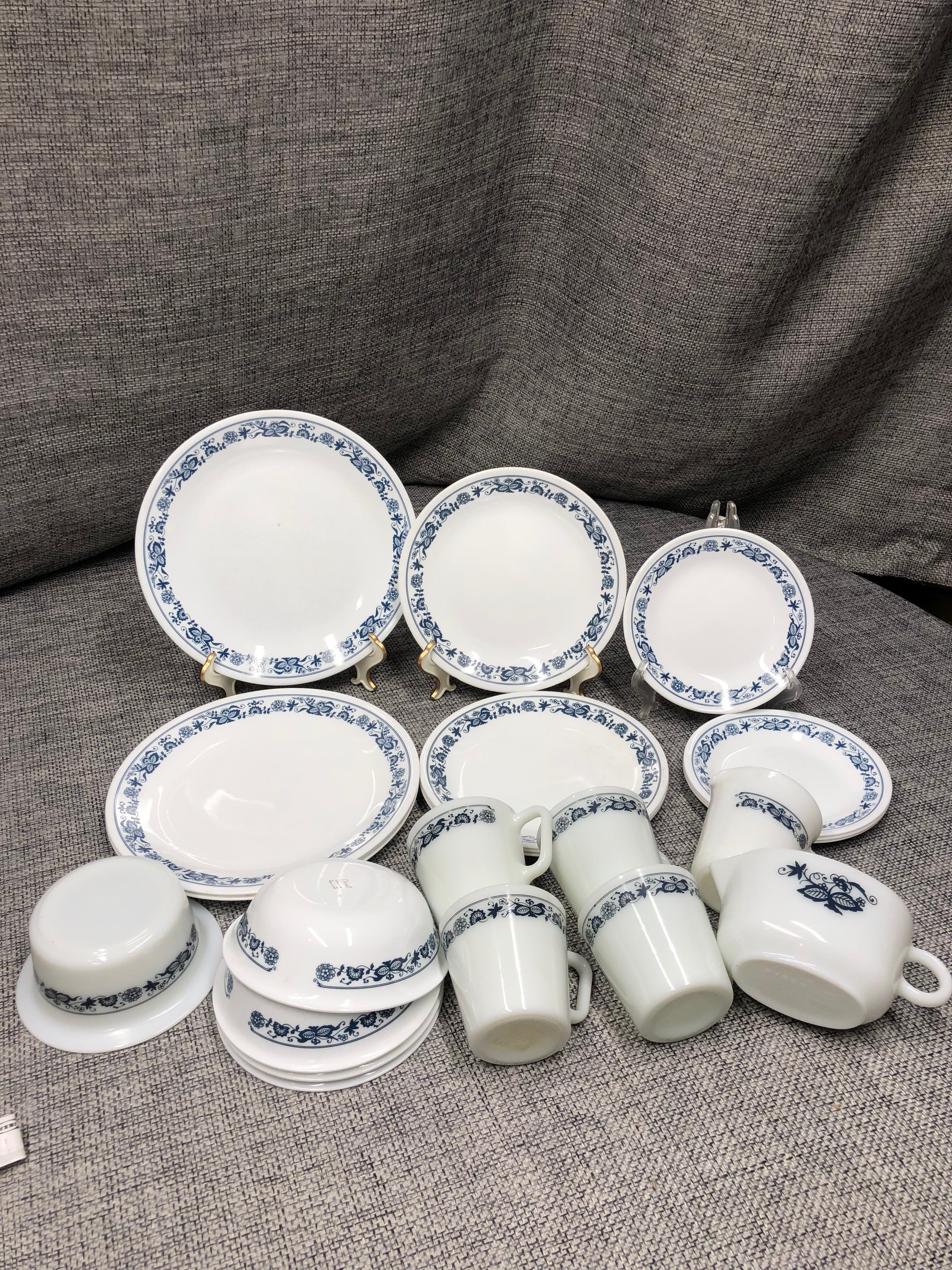 Corelle Blue Onion dinner, luncheon, desert plates, saucer, mugs, sugar, creamer, etc