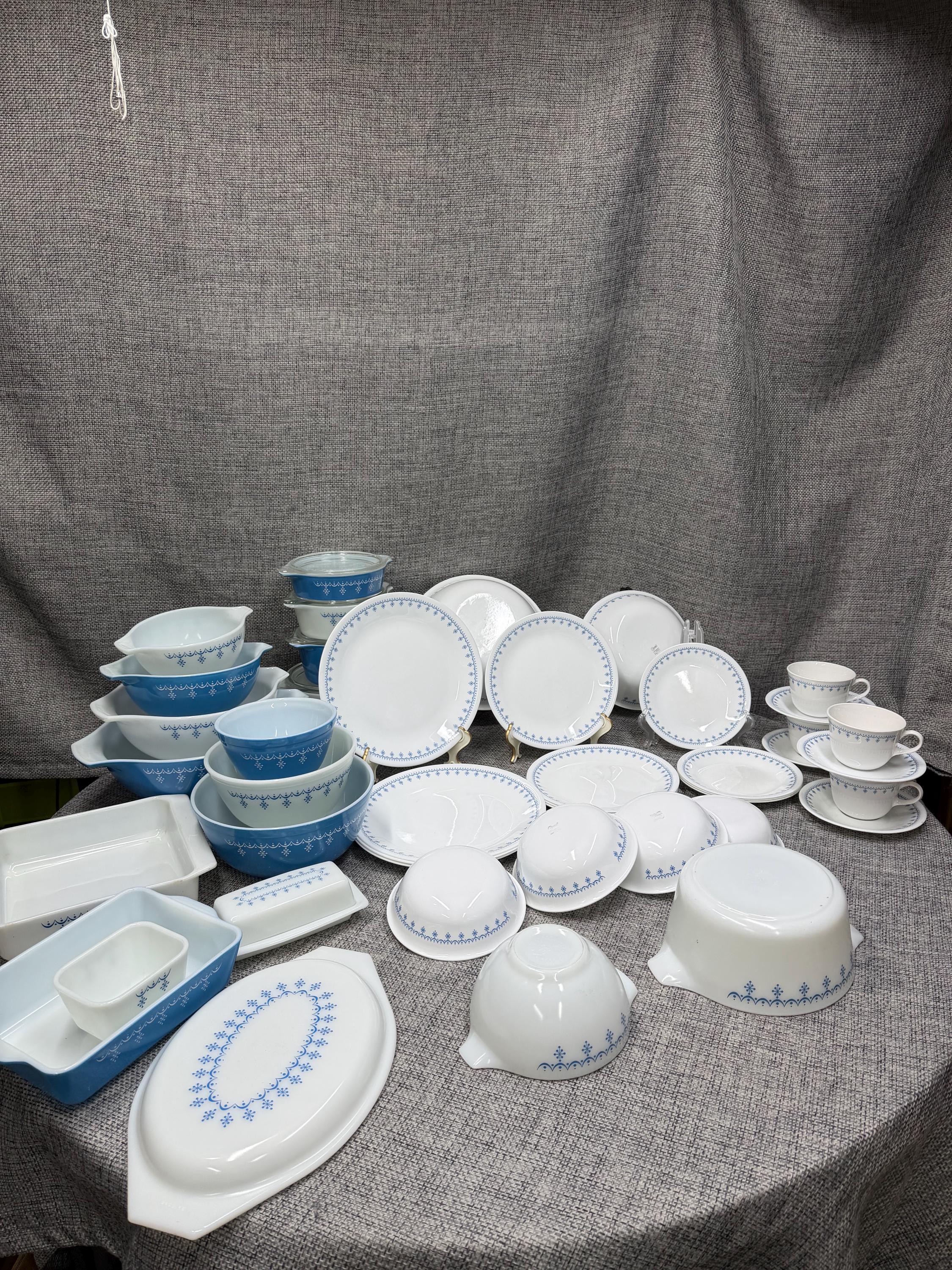 Vintage Pyrex Snowflakes Cinderella Bowls, Matching Corelle