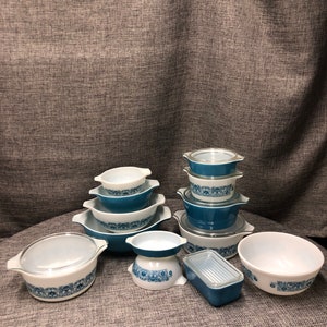 Pyrex blue horizons casseroles 475,474,473,471 & Cinderella 444,443,442,441, +Fridge 503