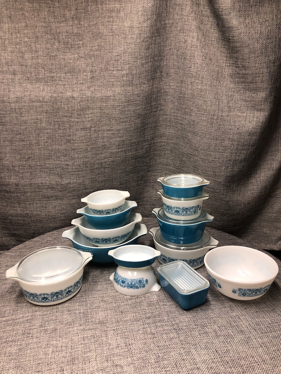 Pyrex Blue Horizons Casseroles 475,474,473,471 & Cinderella