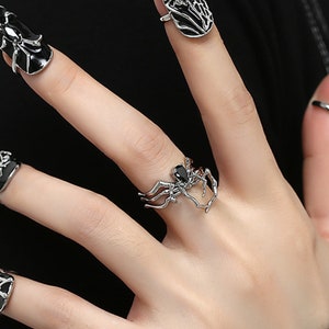 Spider Adjustable Ring • Gothic Style Spider Ring • Cool Halloween Ring • Spider jewelry • Spider Ring • Gothic Ring