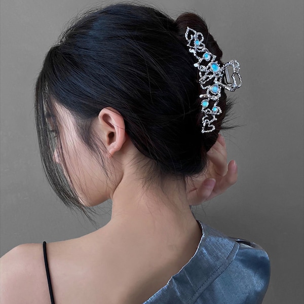 Pince à cheveux en cristal d'opalite avec poignée en forme de cœur • Pince à cheveux en cristal brillant • Grandes pinces à cheveux modernes en métal • Porte-chignon en opalite unique