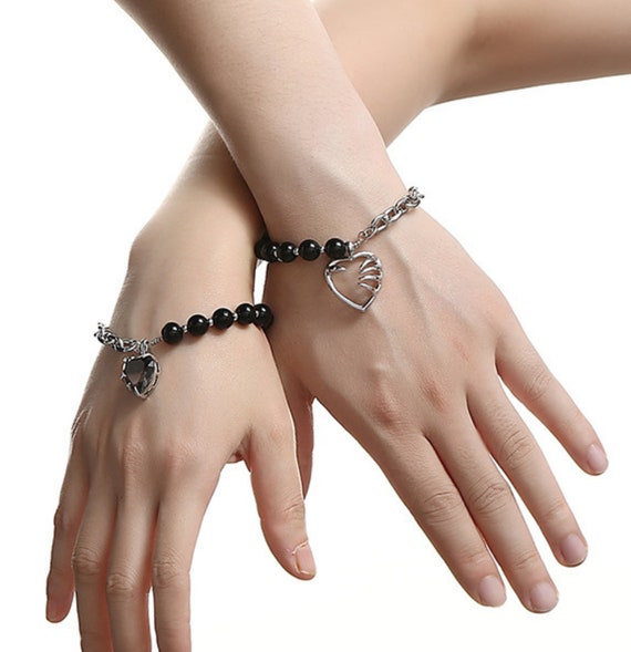 Amazon.com: Couples Bracelets Matching Bracelets for Couples Long Distance Couple  Bracelets for Girlfriend Boyfriend Best Friend Love Bracelet for Women Men  Friendship Bracelets Jewelry Gifts for Birthday: Clothing, Shoes & Jewelry